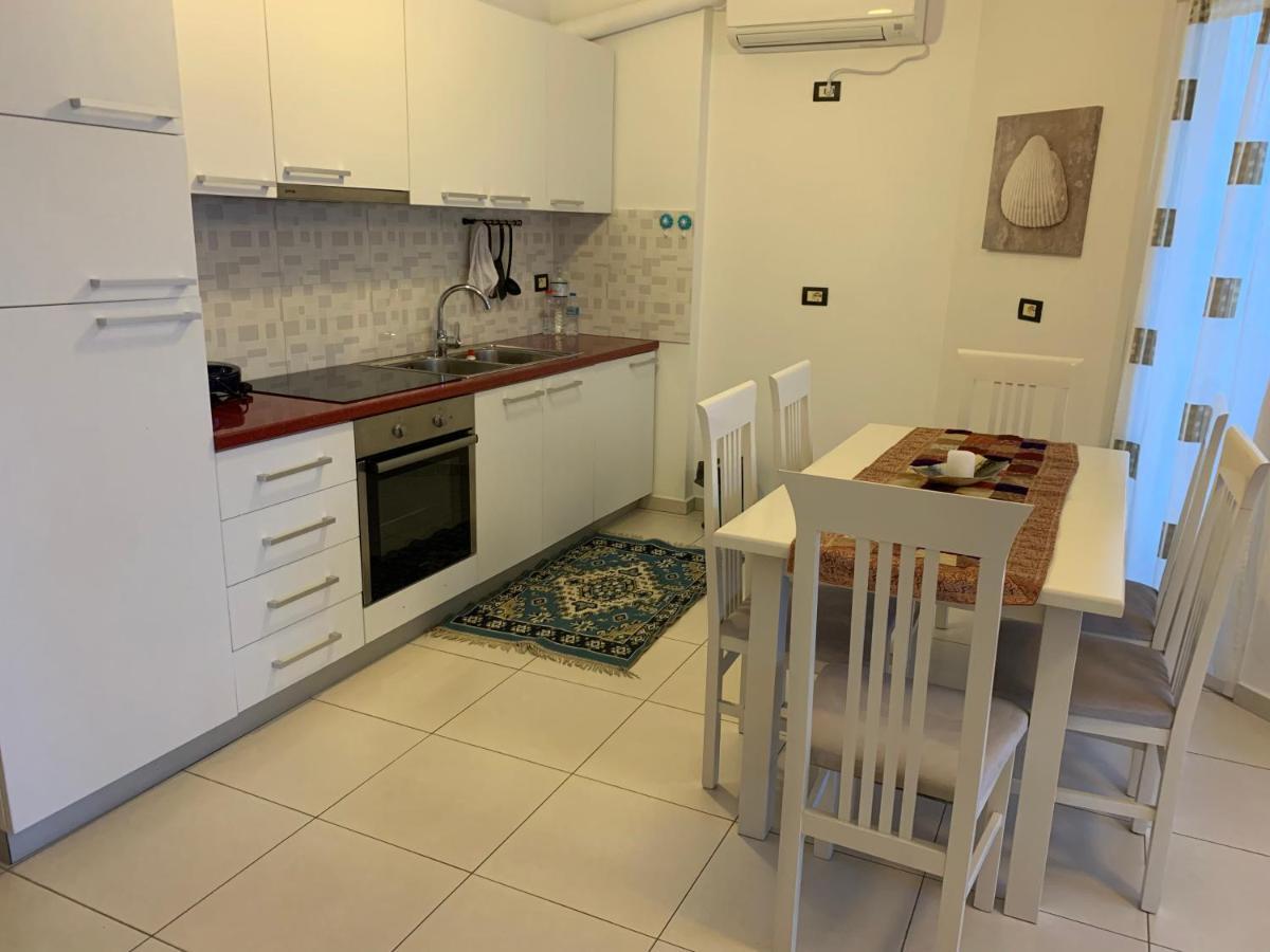 Gregor Apartments Sarandë 外观 照片